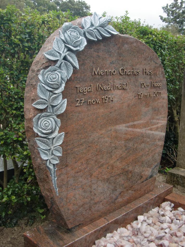 grafsteen graniet gehakte roos